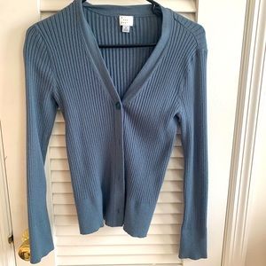 Ribbed knit cardigan